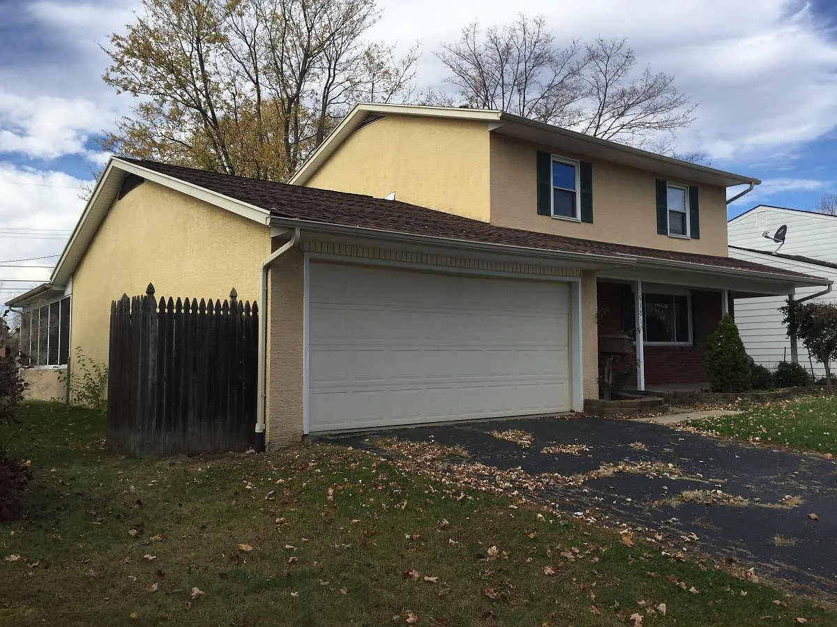 4 bed, 1.5 bath, 1686 sqft, $2,100 — Photo 4