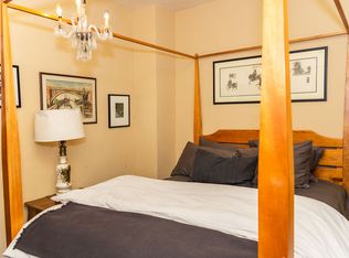 832 Columbia St, Hudson, NY 12534