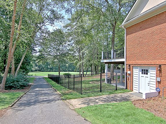 2nd image of 123 Interlochen Dr