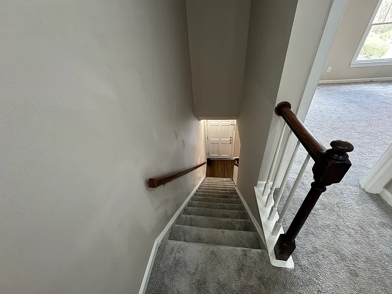 61 Mount Vernon Cir — Photo 47