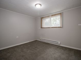 916 State St APT 1R, Lemont, IL 60439