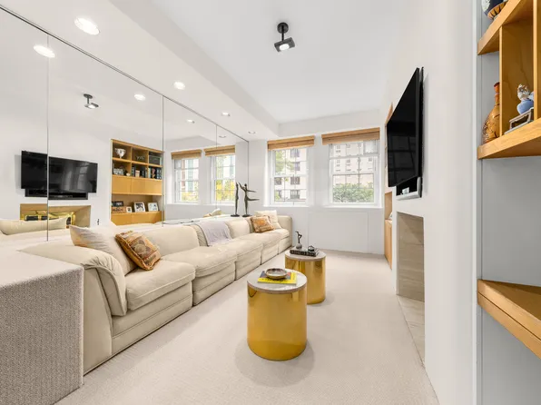 860 Park Avenue image 6 of 19