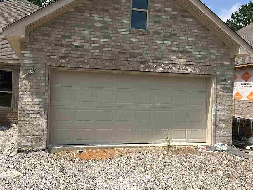 2nd image of 41 Apple Blossom Way