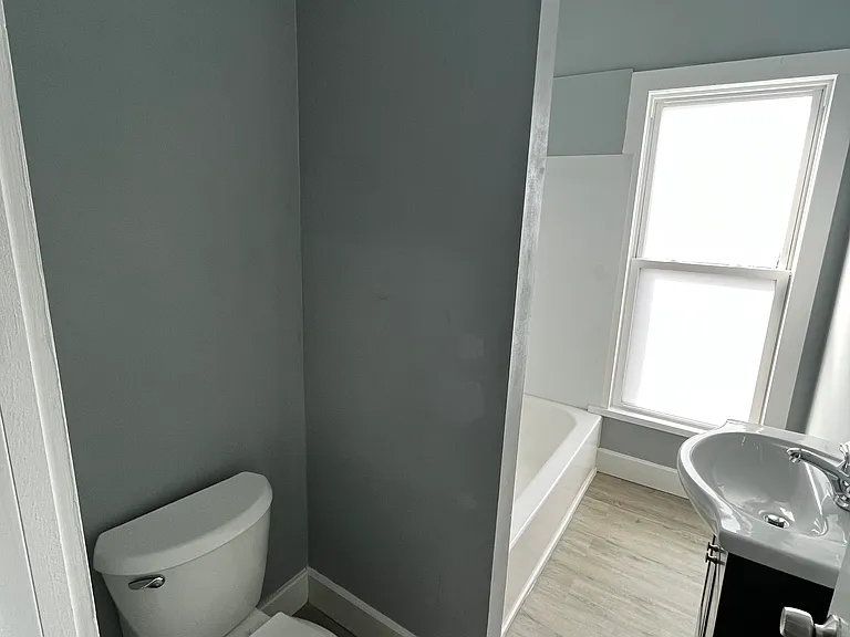 328 Ferry Ave #2 — Photo 6