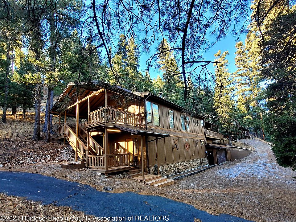 1st image of 323 Cedar Creek Dr