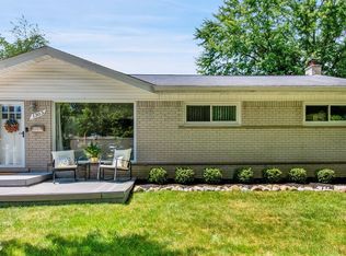 1303 Sycamore Dr, Rochester, MI 48307