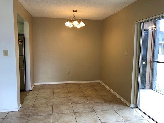4th image of 2539 N Alafaya Trl APT 75