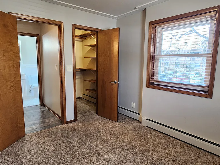 Bryant Avenue Apartments — Photo 6