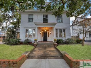 303 W 36th St, Savannah, GA 31401