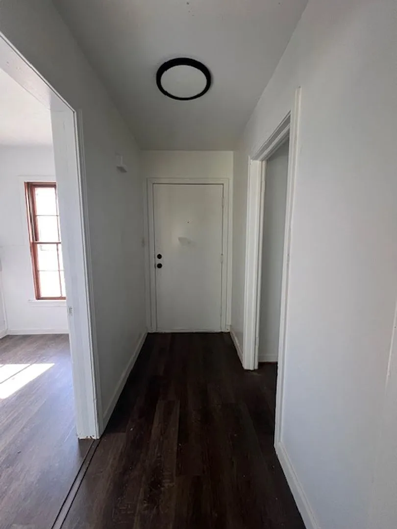 1466 Park — Photo 2