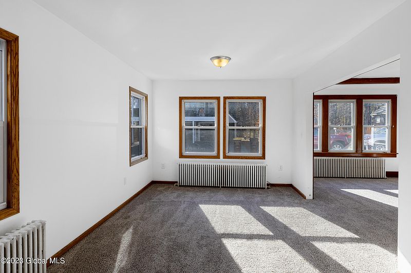 4th image of 6 Chestnut Street