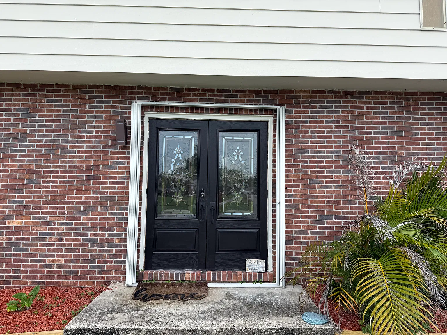 4 bed, 2.5 bath, 2494 sqft, $3,500 — Photo 2