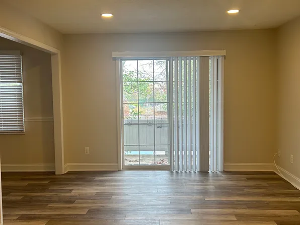 175 Malabu Dr APT 44, Lexington, KY 40503