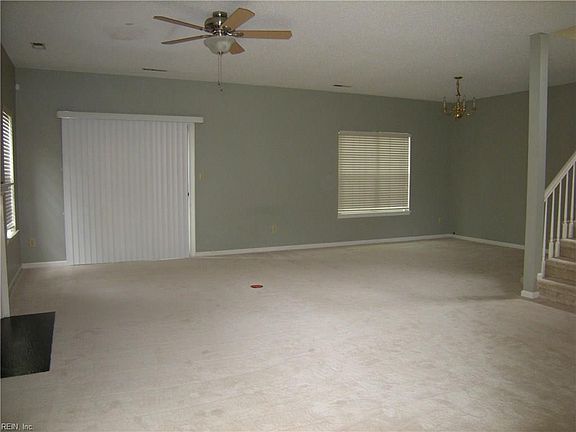 2nd image of 914 Drivers Ln