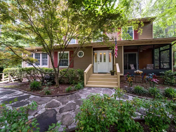 4710 Rollingwood Dr, Durham, NC 27713