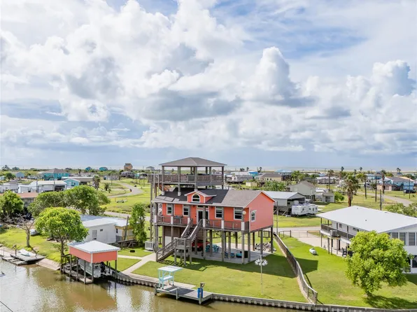 35107 Gulfview Dr, Sargent, TX 77414