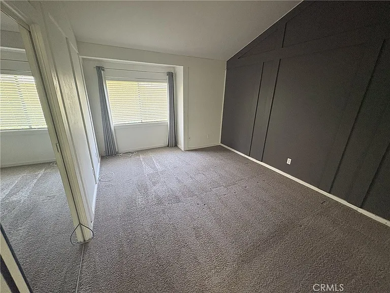 44579 La Paz Rd — Photo 16