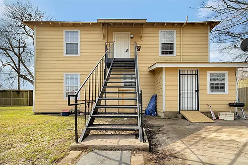 4233 Dupont St #A Photo 1 4233 Dupont St #A Photo 1