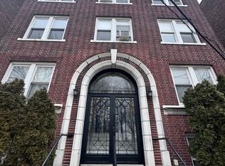 175 W 48th St #5, Bayonne, NJ 07002