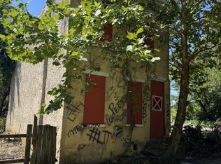 222 Byram St, Chester, PA 19013