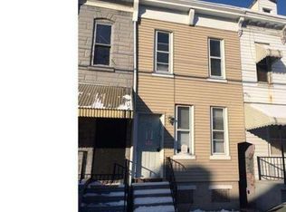 412 S 10th St, Reading, PA 19602
