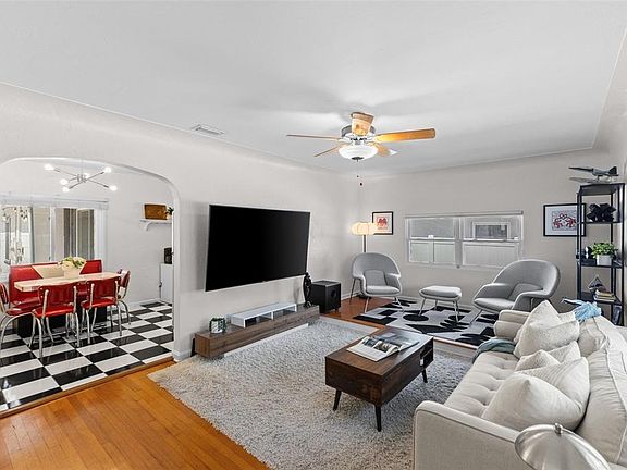 2nd image of 170 22ND AVENUE N