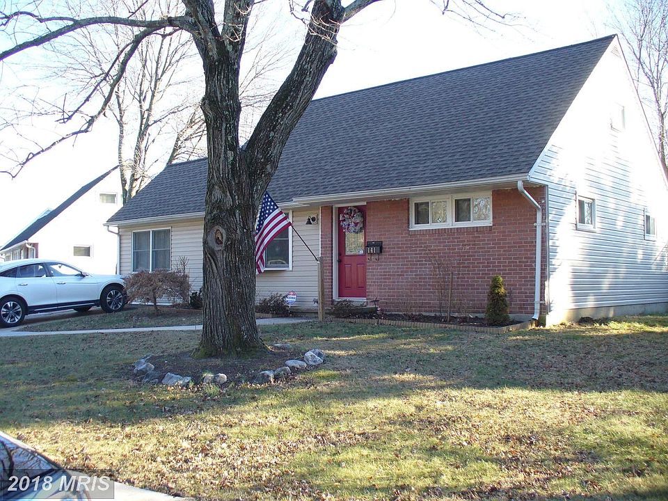 1st image of 141 N Meadow Dr