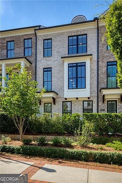 1st image of 260 Briscoe Way