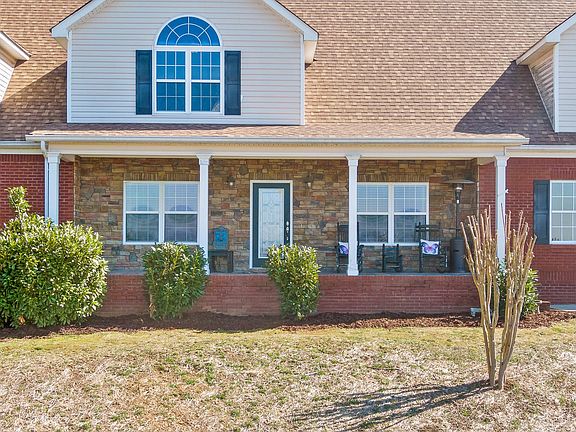 4th image of 215 Play House Dr
