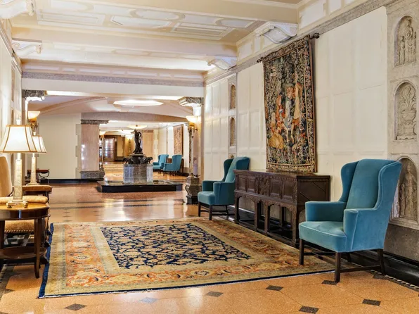 15 West 81st Street image 12 of 15