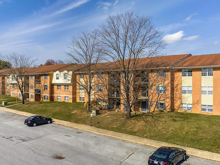 Milestone Garden Apartments — Photo 22