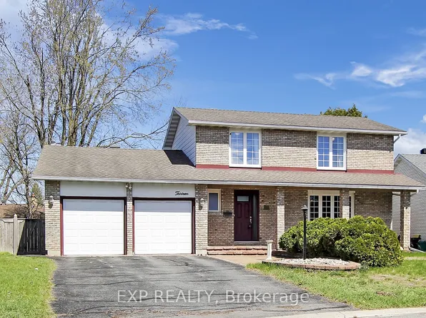 13 Shanel Pl, Ottawa, ON K2J 1C3