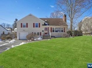 12 Audubon Rd, Livingston, NJ 07039