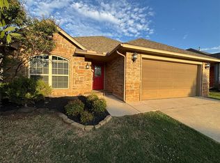 19516 Taggert Dr, Edmond, OK 73012