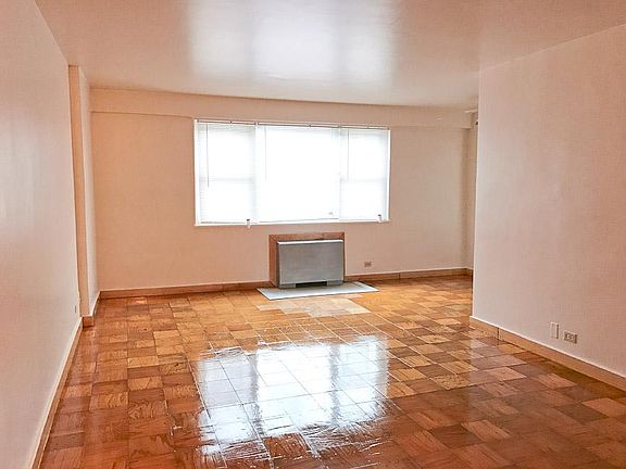 3rd image of 166-14 Hillside Ave #7D