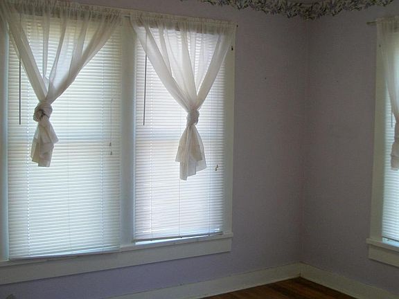 5th image of 351 Broadway St