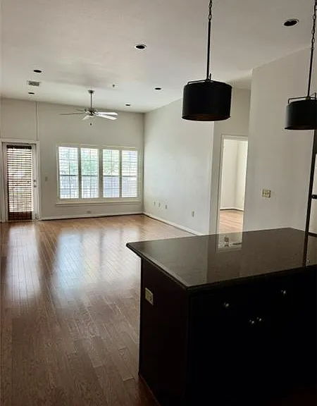 330 Austin Ave #208 — Photo 15