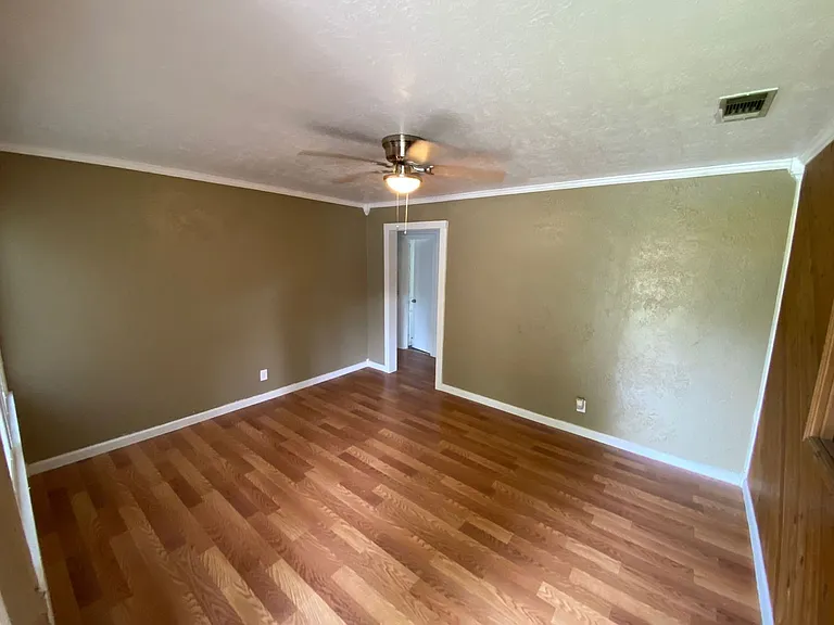 403 N Bluebonnet Dr — Photo 11