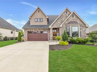 120 Shadow Creek Dr, Monaca, PA 15061