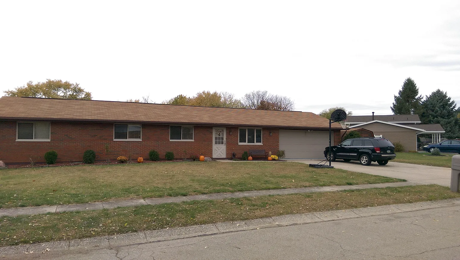 5204 Ottawa Dr photo 1