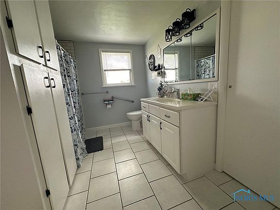 5th image of 7424 Road 211