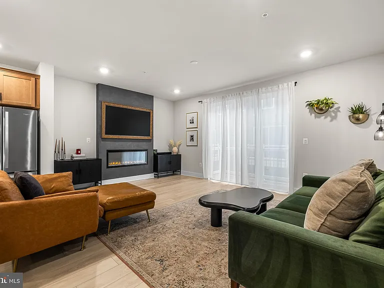 108 Glass Ln — Photo 8