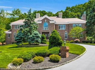 35 Parkwood Ln, Basking Ridge, NJ 07920