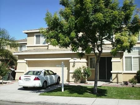 2nd image of 480 Clarence Bromell St
