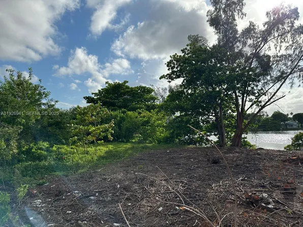 0 SW 10th Ave, Hallandale, FL 33009