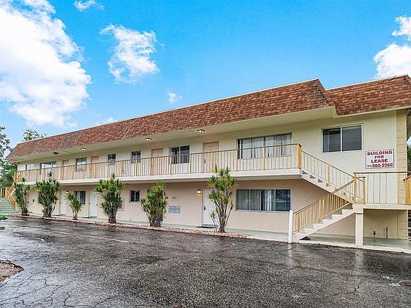 2nd image of 701 NE 7th Ave #6