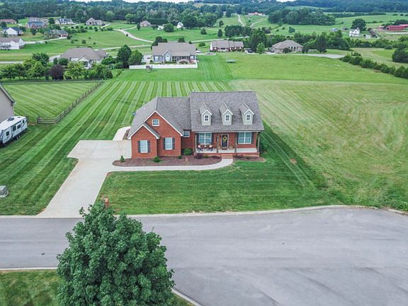 5th image of 105 Shannadoah Ln