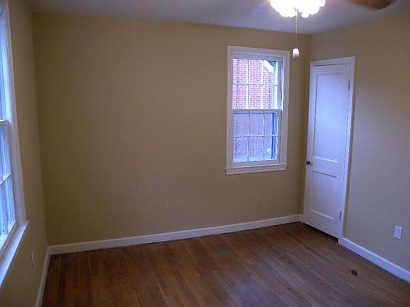 3rd image of 3319 Birchlawn Ave NW