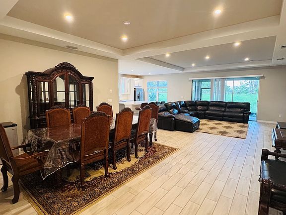 5th image of 7298 Bluestem Ct