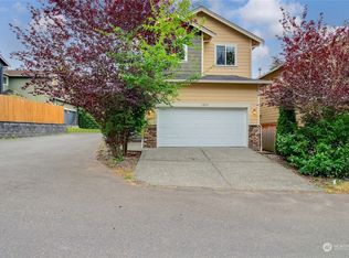 1204 139th Pl SW, Lynnwood, WA 98087